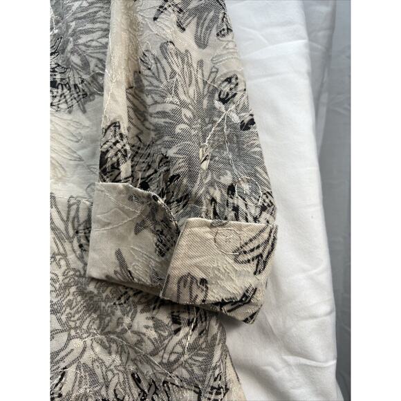 Coldwater Creek Floral Women's Button Down Collard Top Shirt Small Petite - Picture 3 of 9